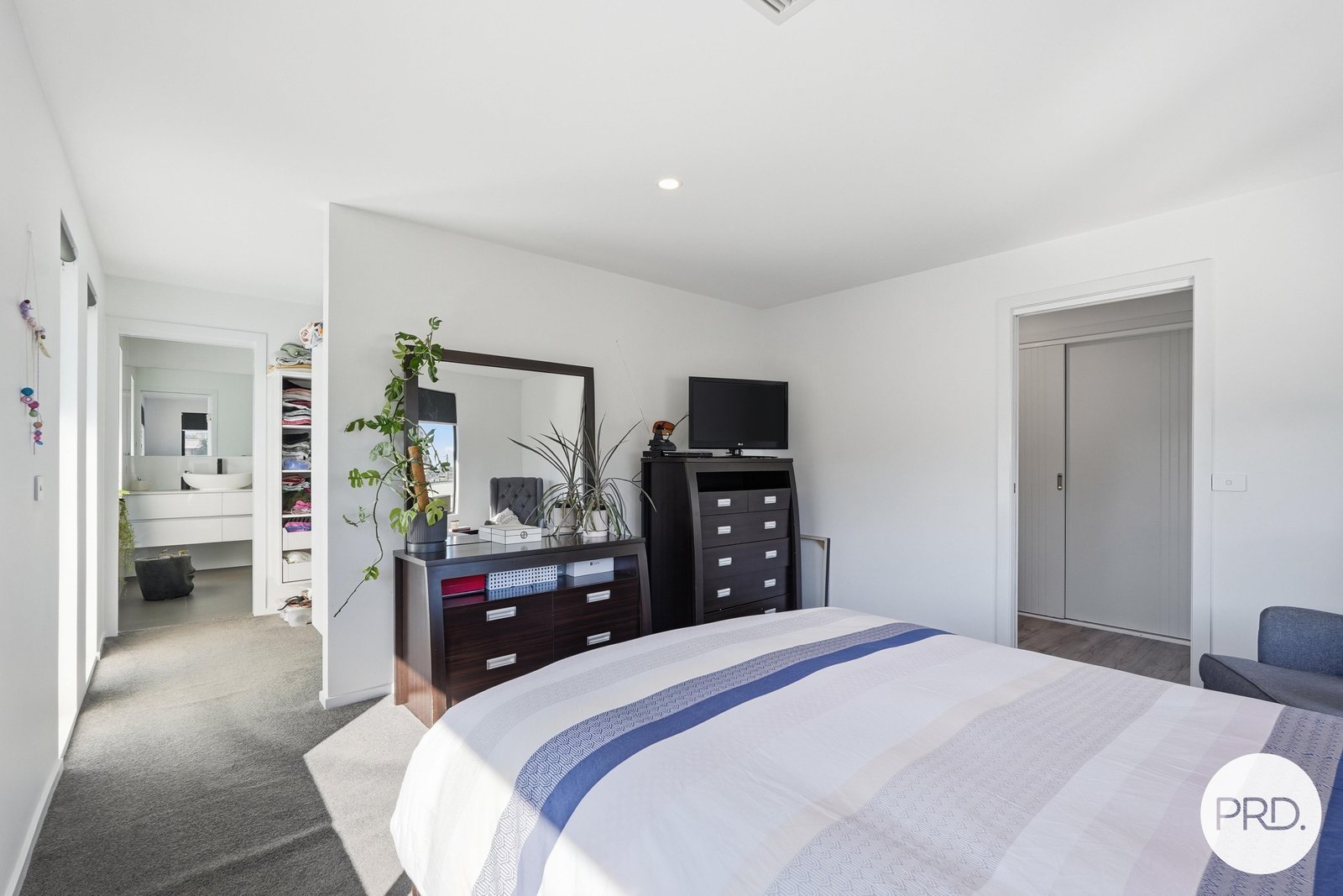 8 Neagarra Street DODGES FERRY 11