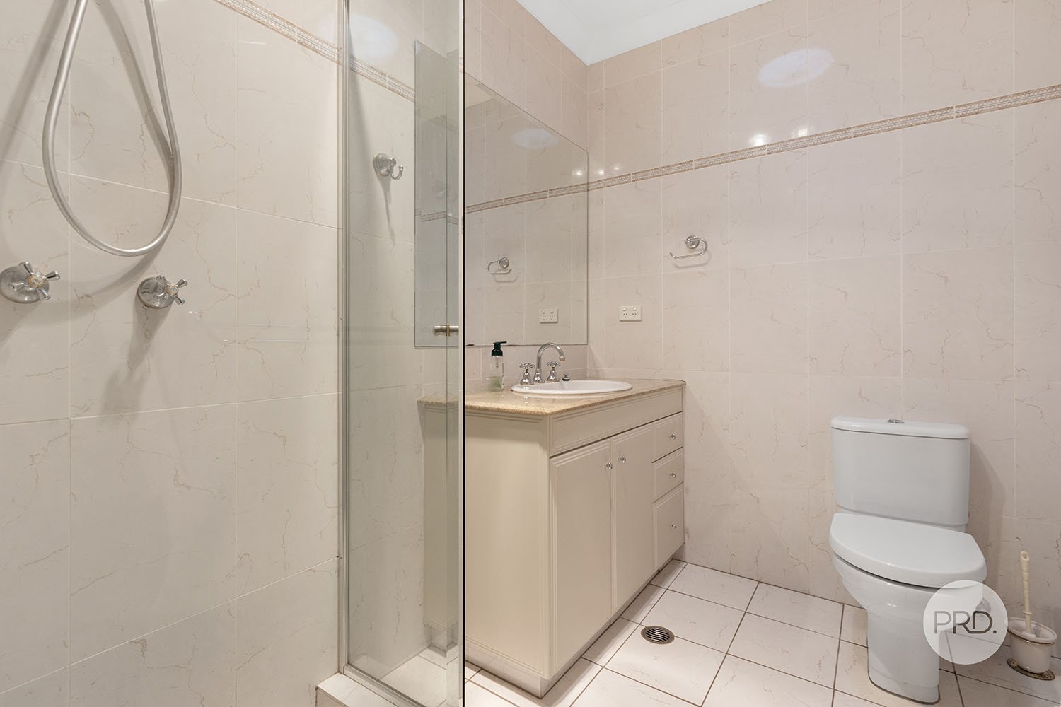 8 Neville Street OATLEY 8