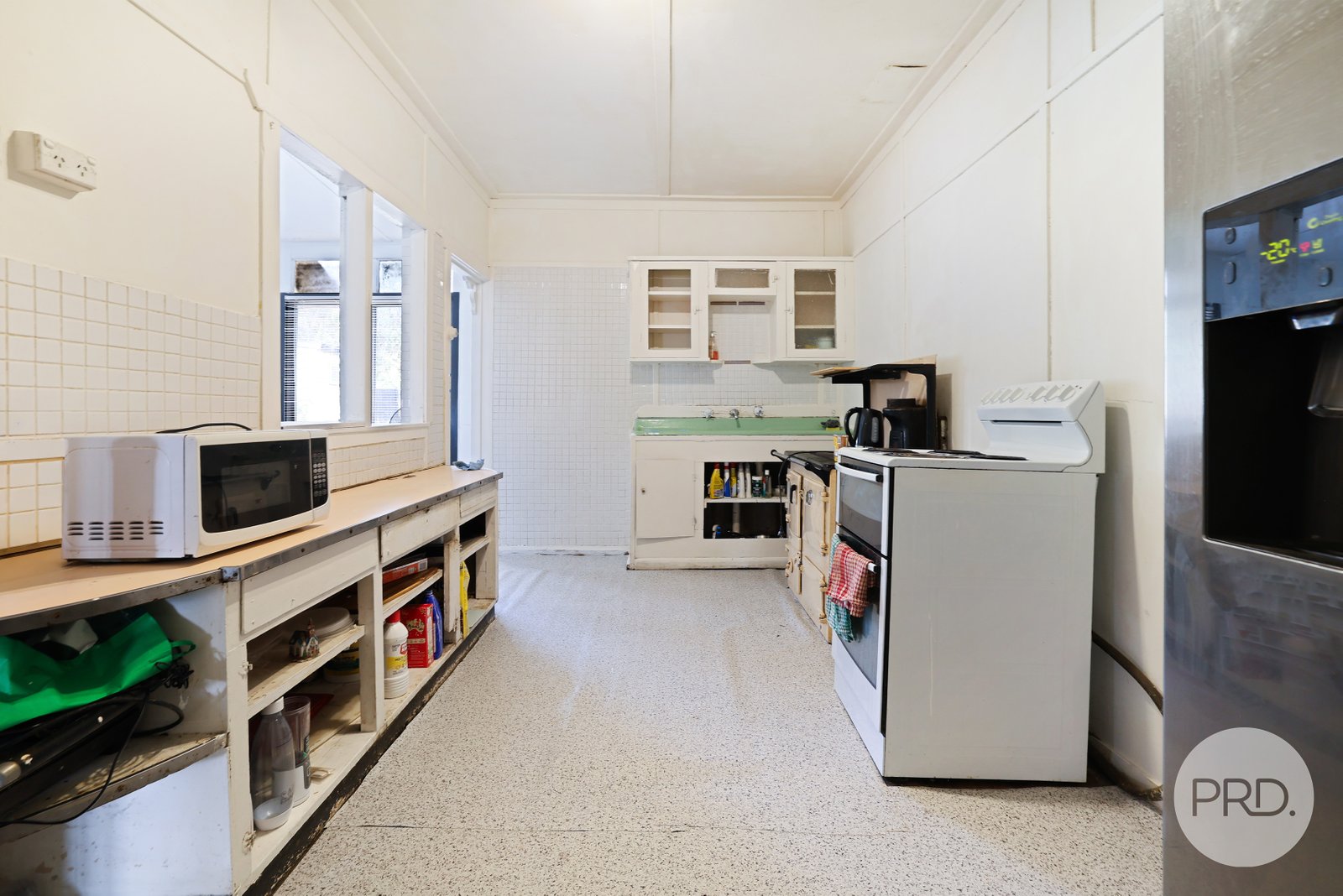 8 New England Highway WILLOW TREE 6