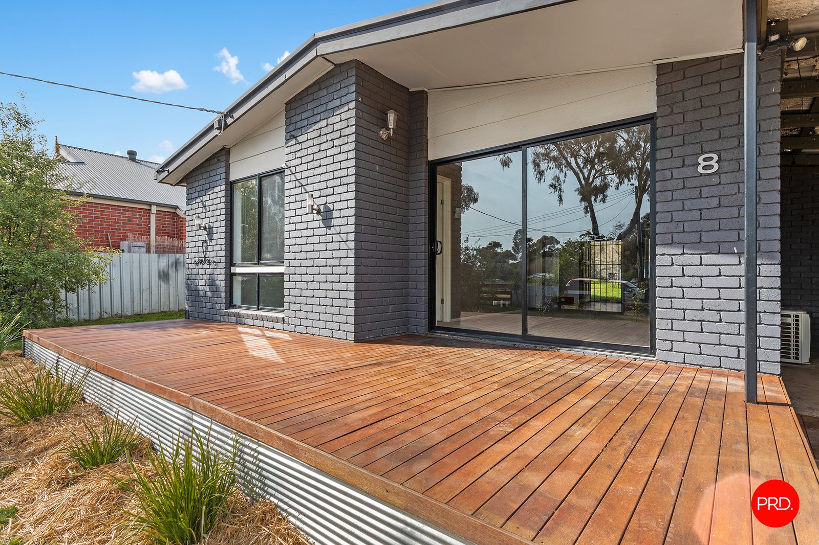 8 Newton Street EAGLEHAWK 4