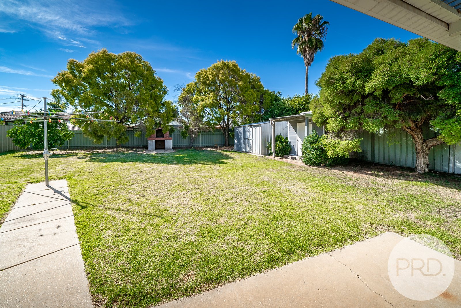 8 Nicholi Crescent LAKE ALBERT 13