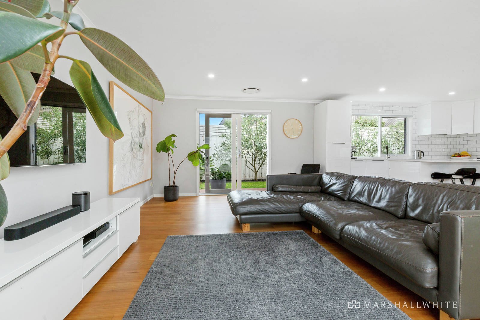 8 Nichols Drive, Mornington, VIC