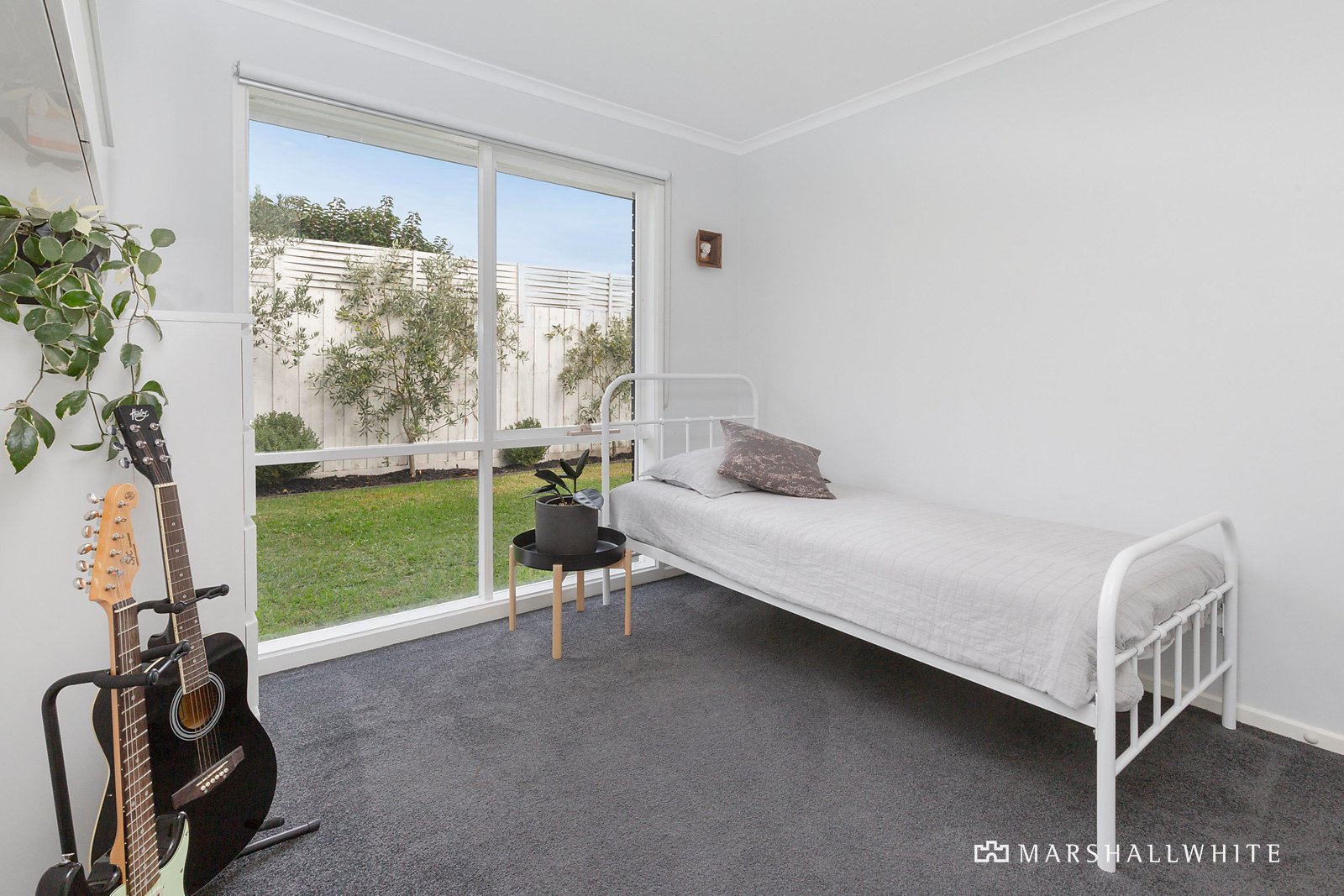 8 Nichols Drive, Mornington, VIC