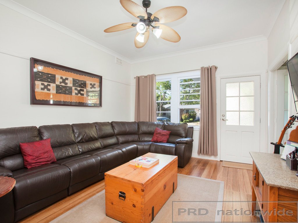 8 Nichols Street LORN 2