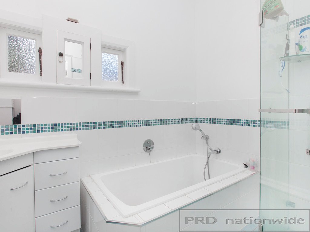 8 Nichols Street LORN 8