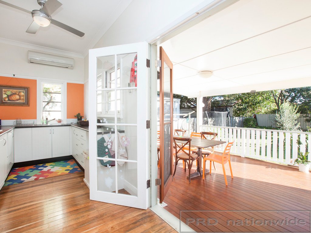 8 Nichols Street LORN 11