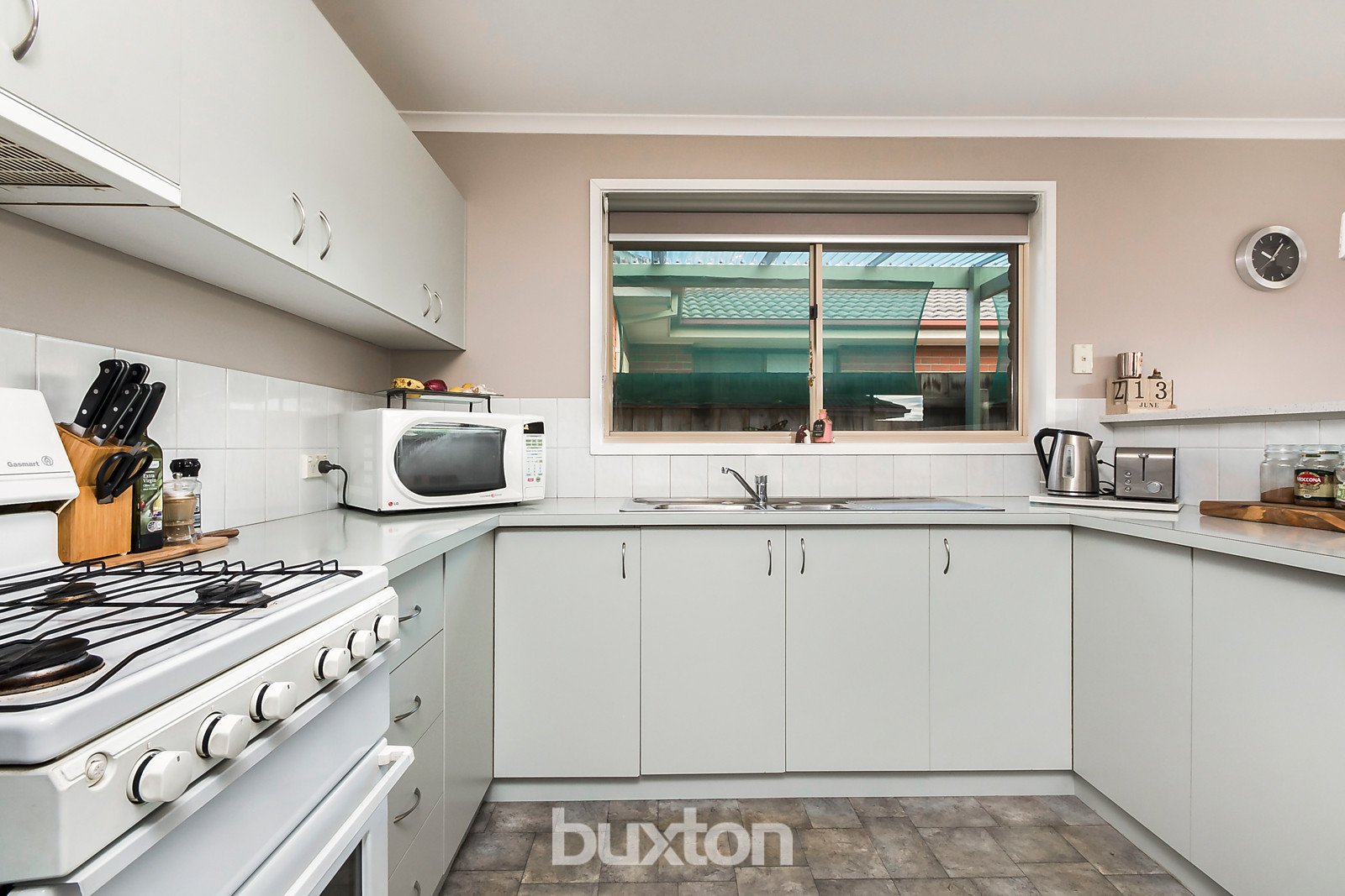 Gallery: 8 Nireeda Close