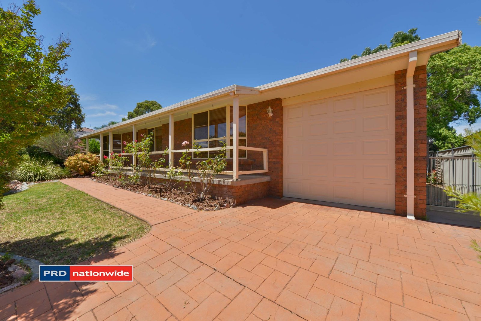 8 Noonga Crescent TAMWORTH 1