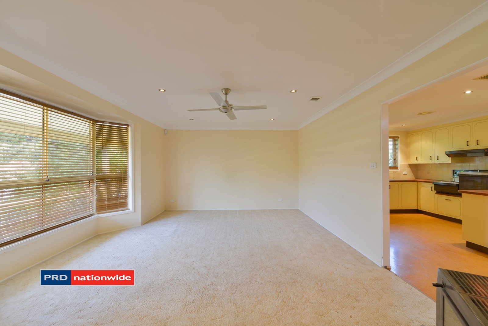 8 Noonga Crescent TAMWORTH 3