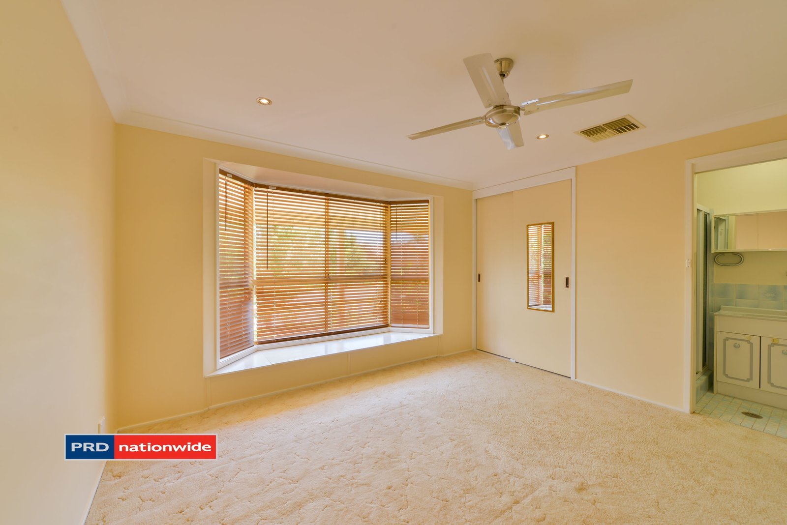 8 Noonga Crescent TAMWORTH 9