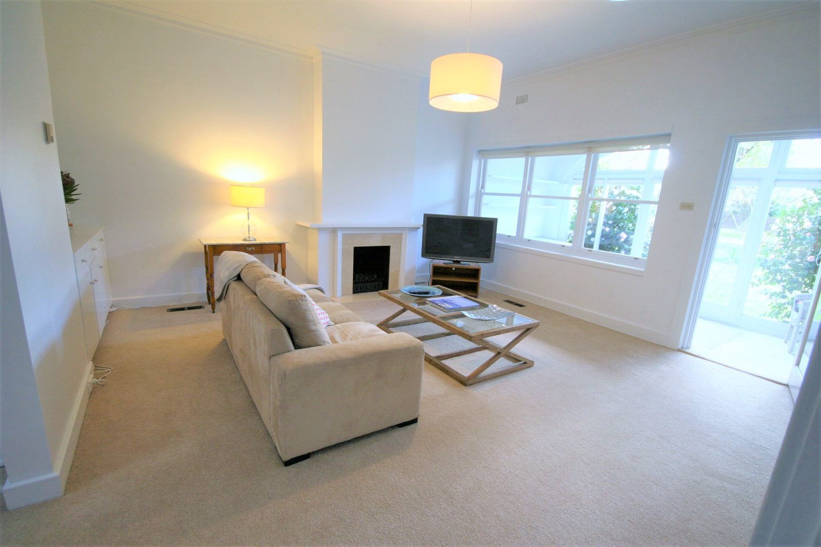 Gallery: 8 North Road