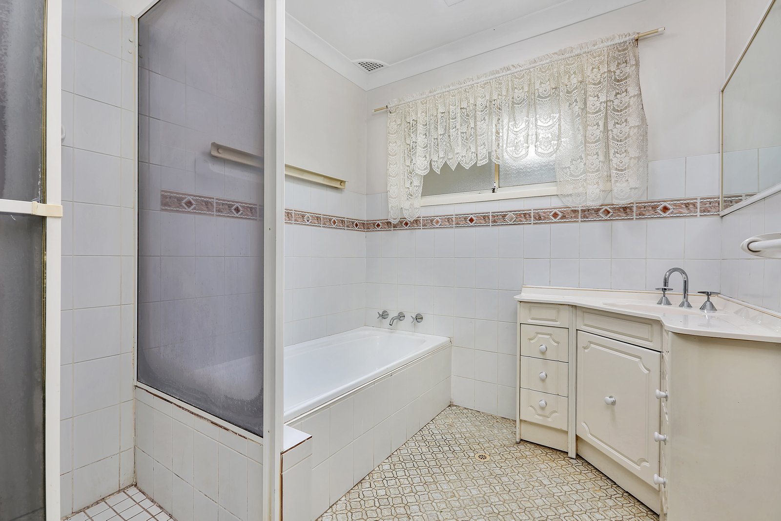 8 O'Donnell Drive FIGTREE 6