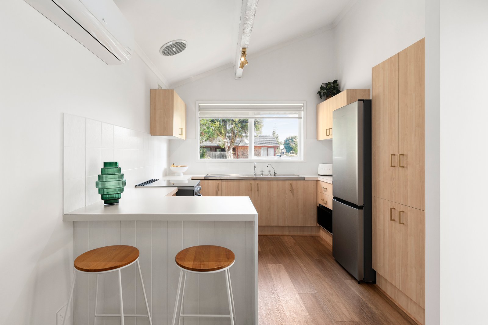 Gallery: 8 Orana Crescent