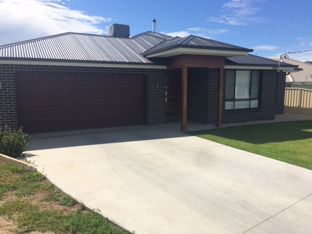 8 Orchid Drive KOOTINGAL 1