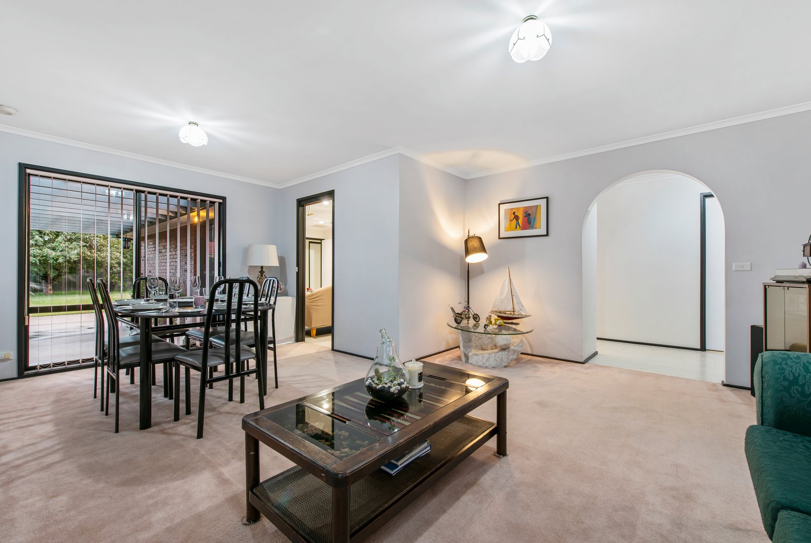 Gallery: 8 Oriflamme Court