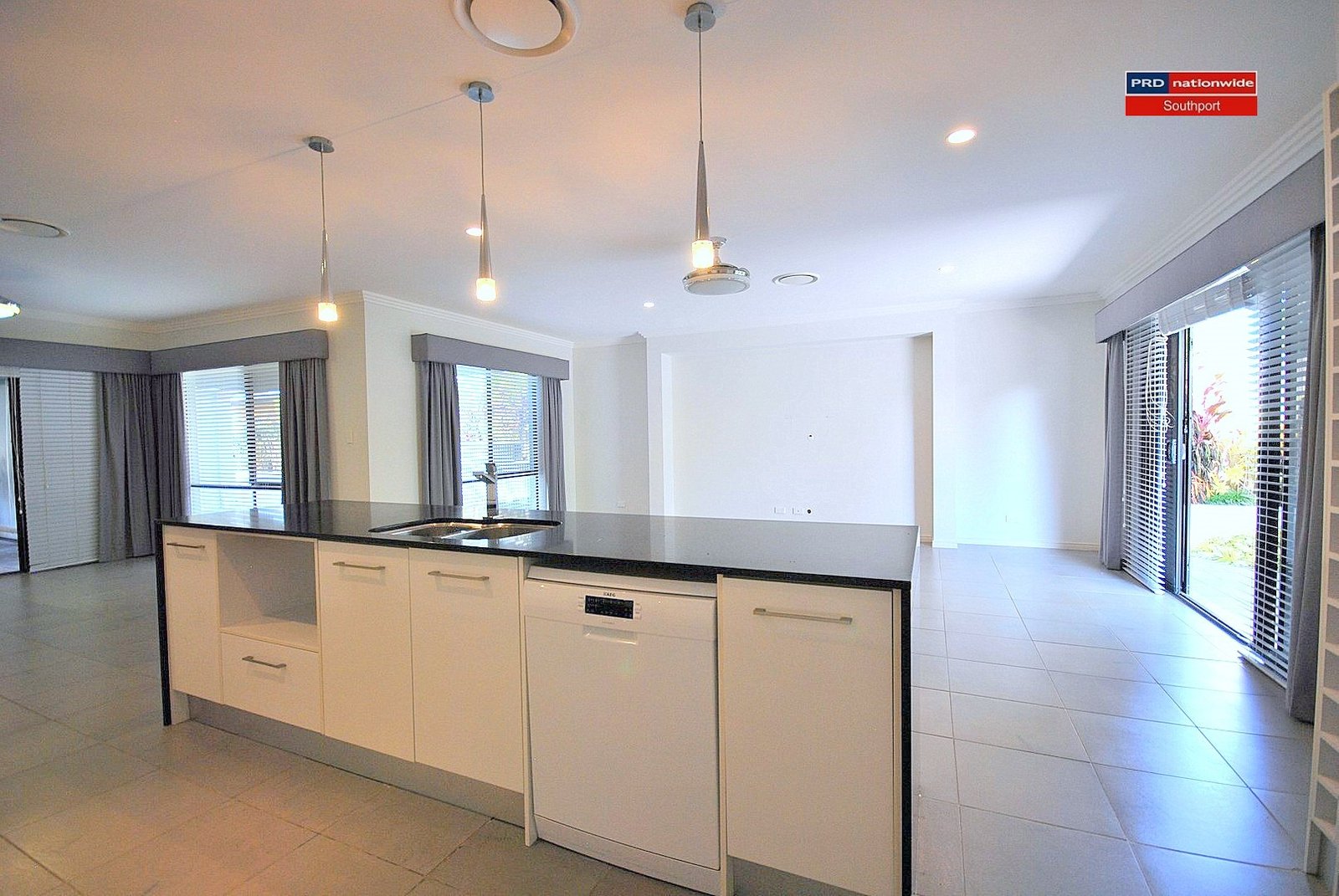 8 Pacha Close COOMERA 5