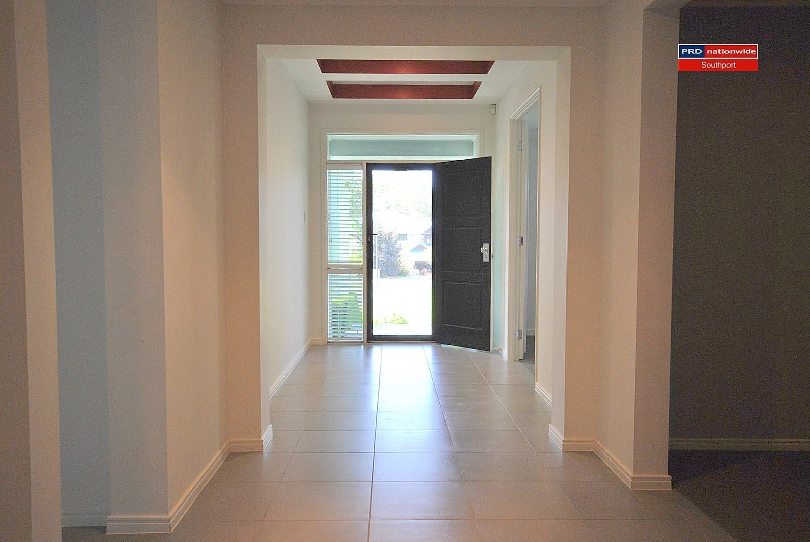 8 Pacha Close COOMERA 17