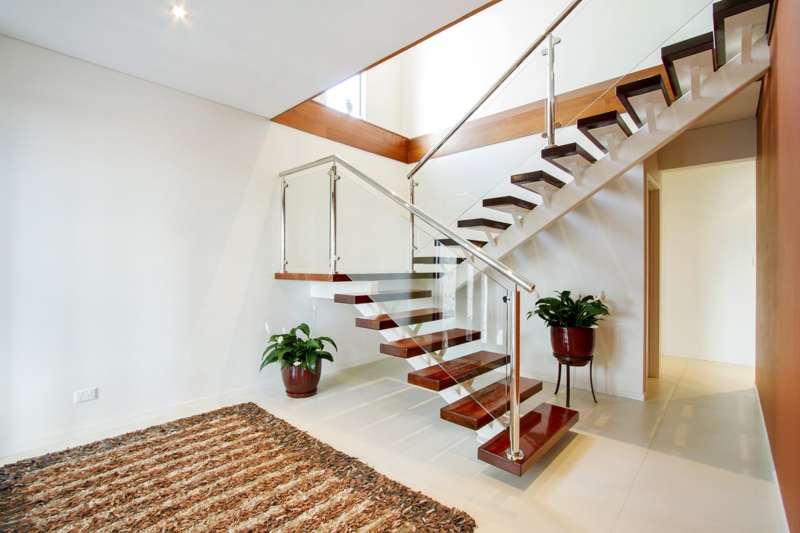 8 Palm Drive CANNONVALE 7