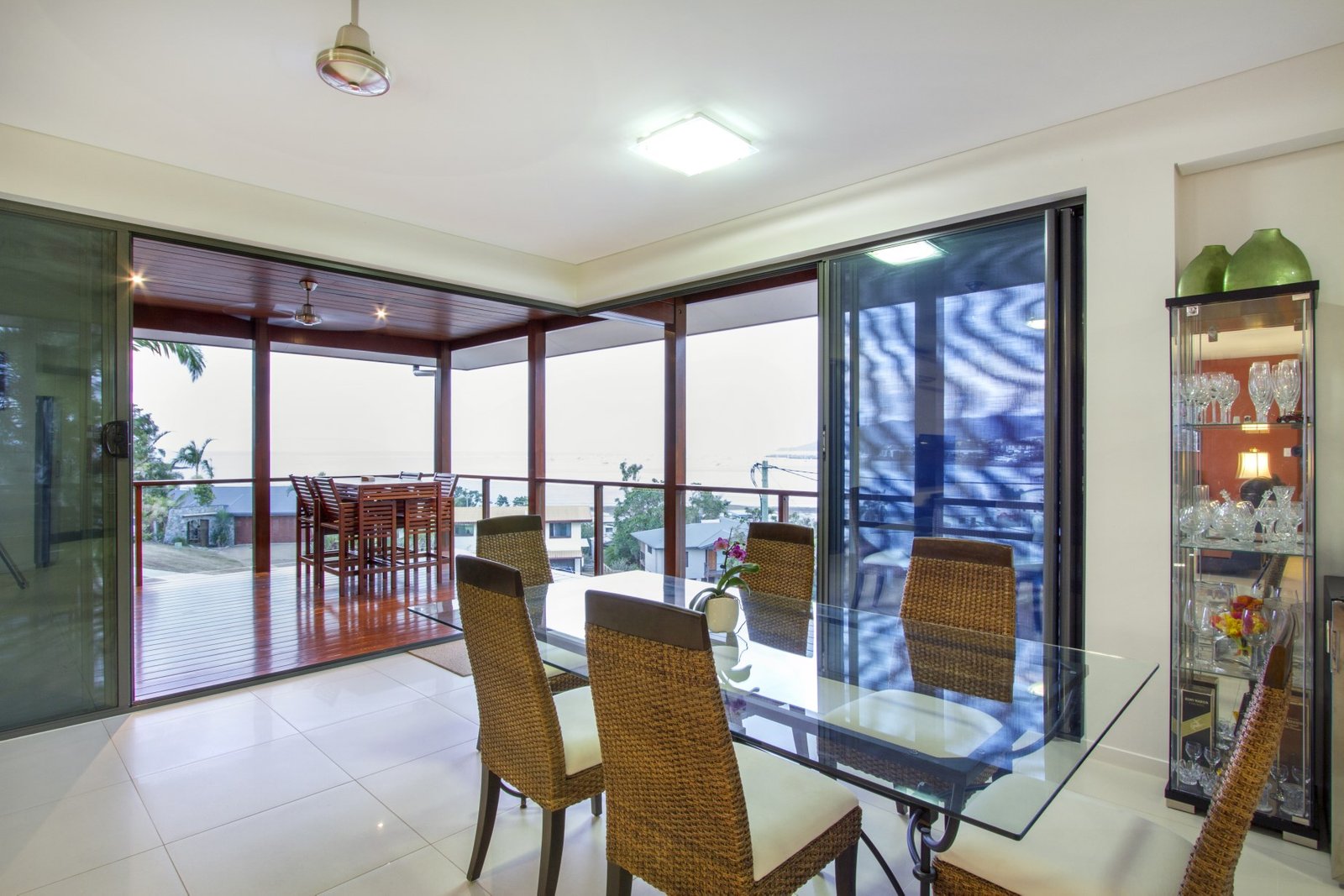 8 Palm Drive CANNONVALE 12