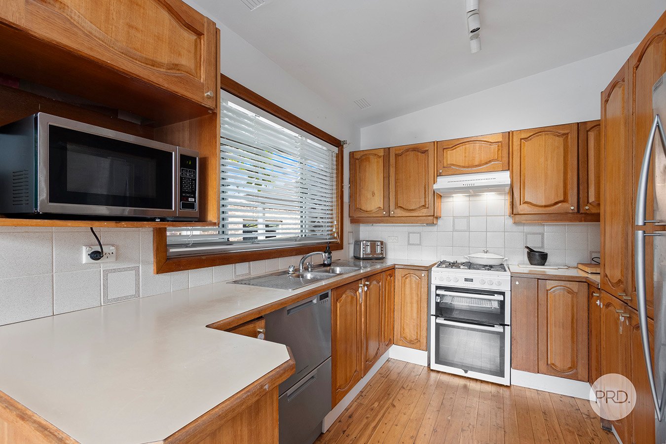 8 Park Avenue OATLEY 5