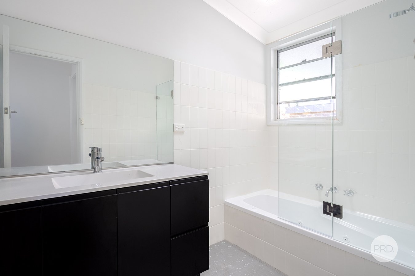 8 Park Avenue OATLEY 10