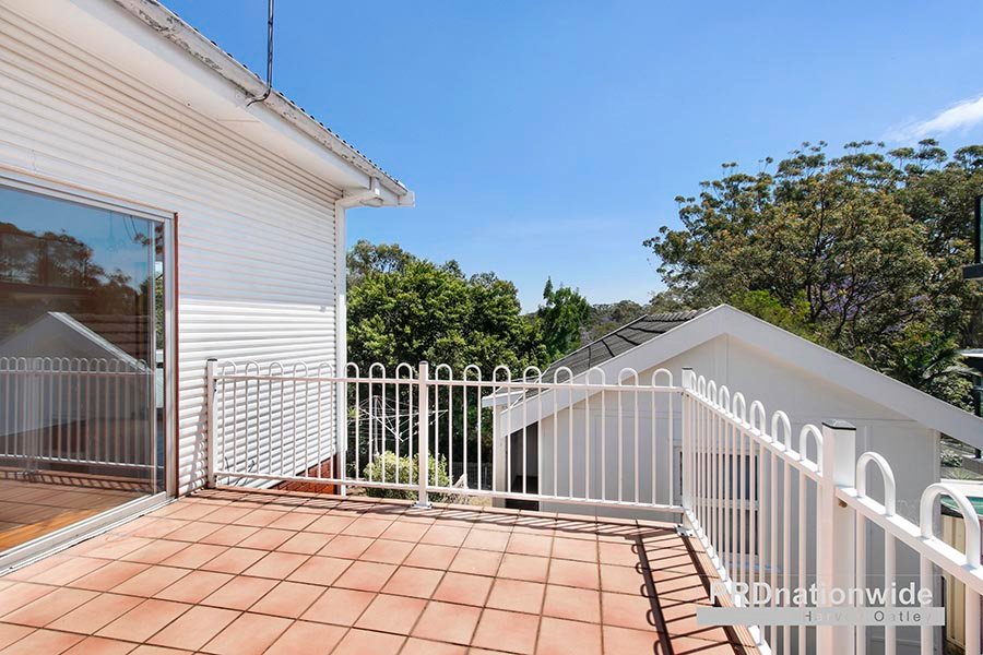 8 Park Avenue OATLEY 4