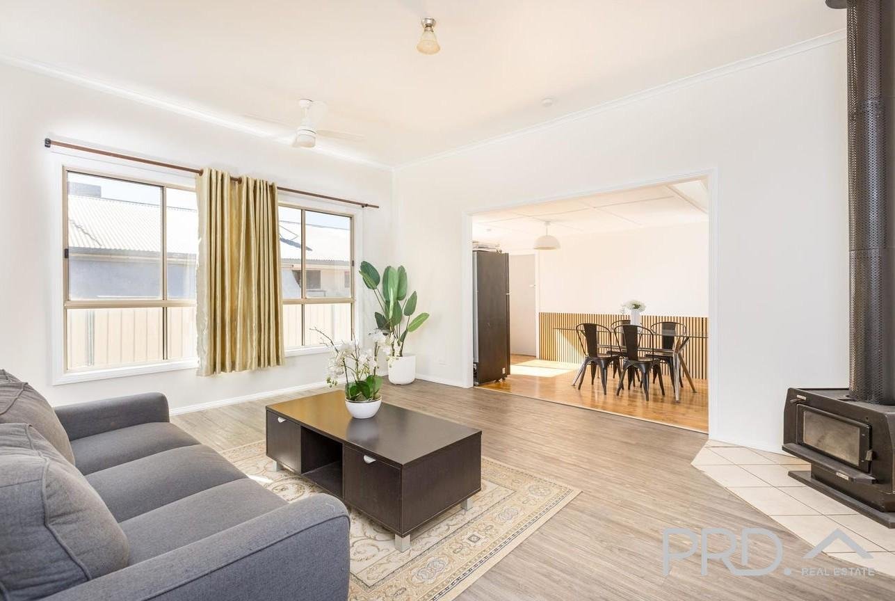 8 Parke Street ROBINVALE 3