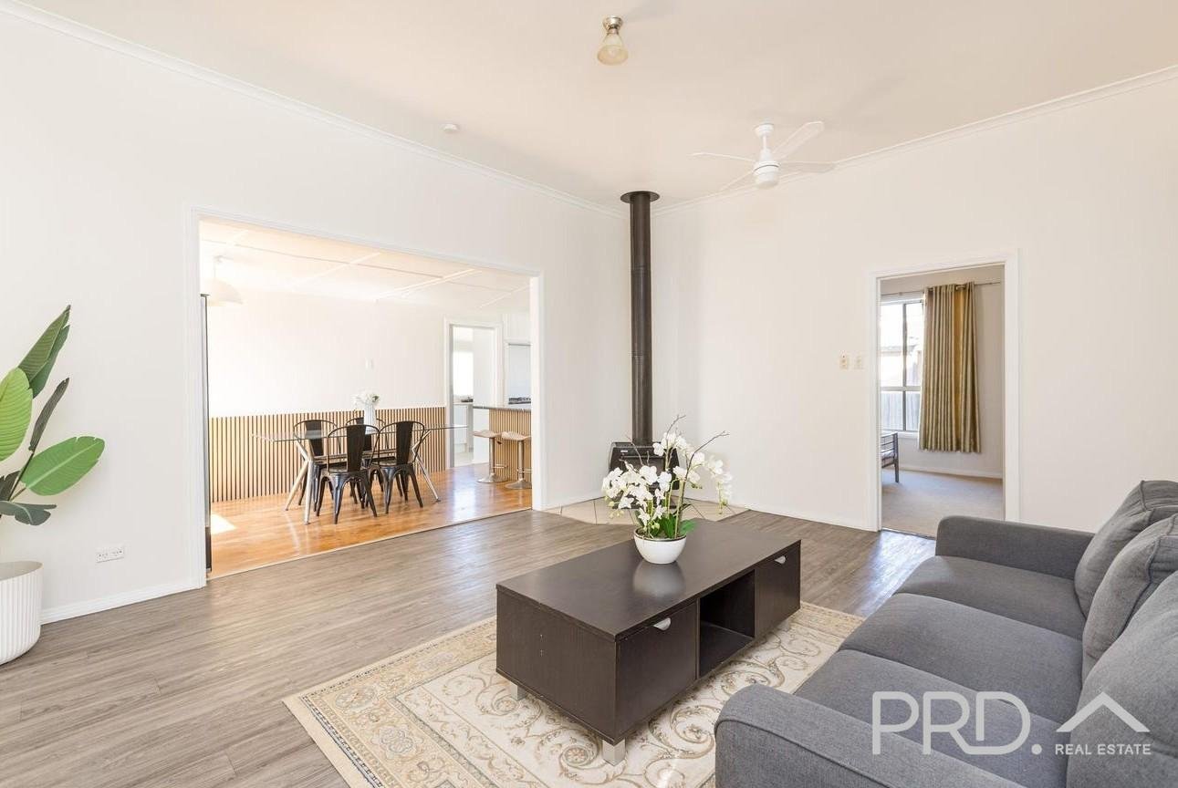 8 Parke Street ROBINVALE 4