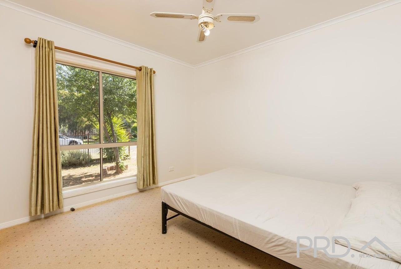 8 Parke Street ROBINVALE 11