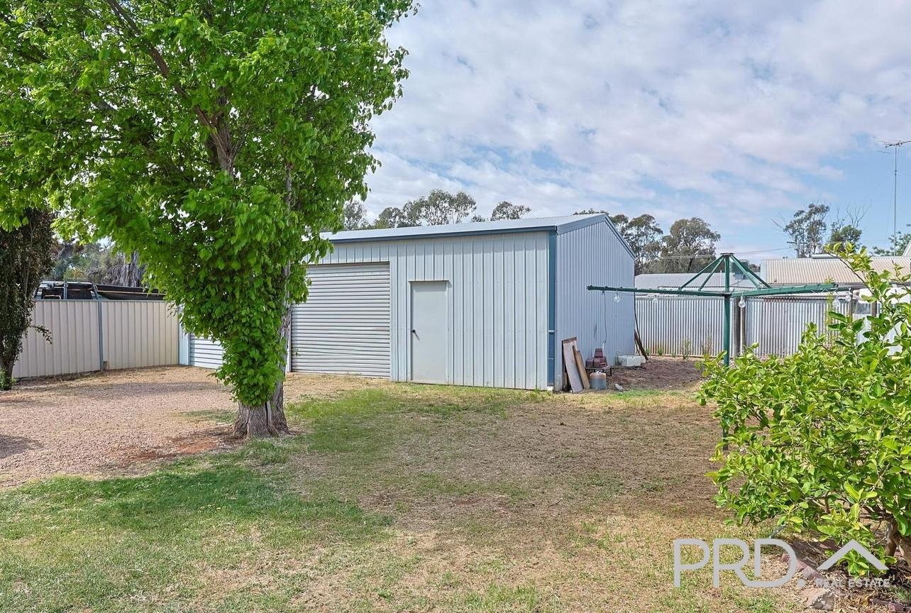 8 Parke Street ROBINVALE 18