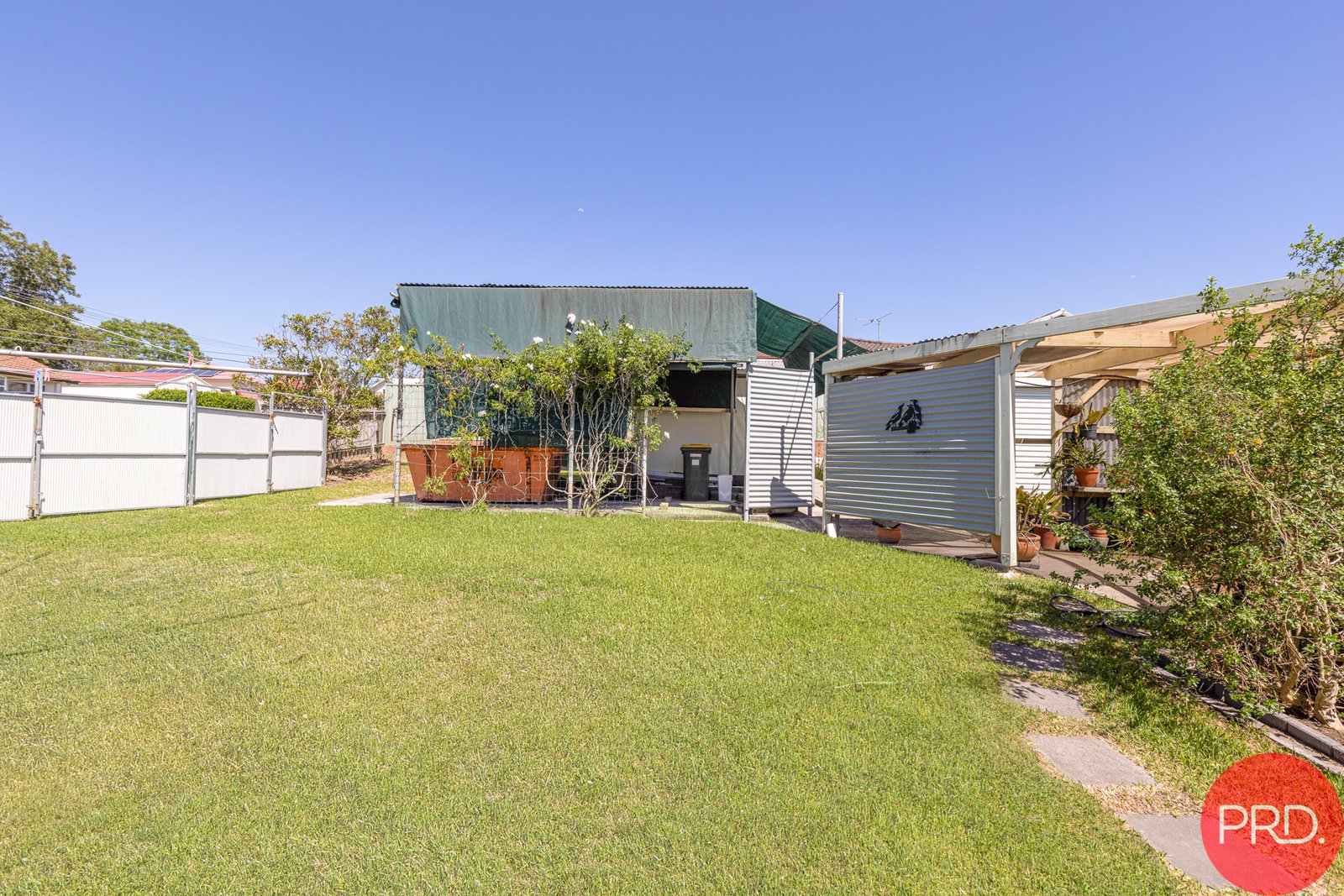 8 Parkes Street RUTHERFORD 28