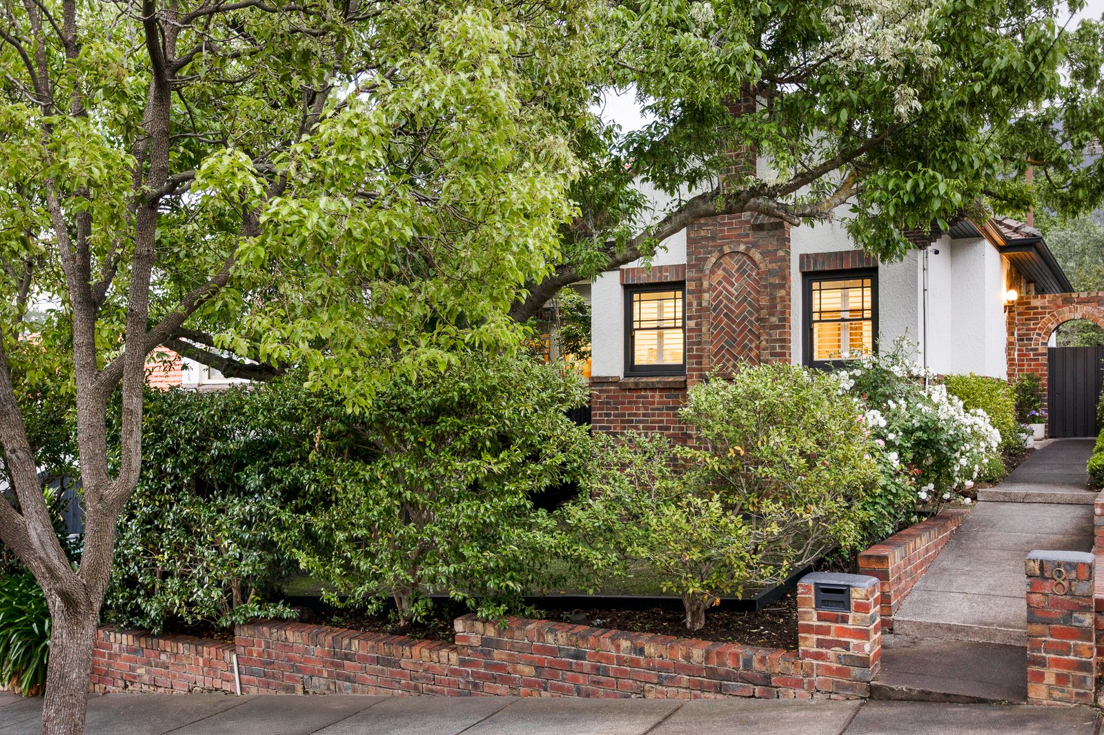 8 Parkin Street, Glen Iris, 3146