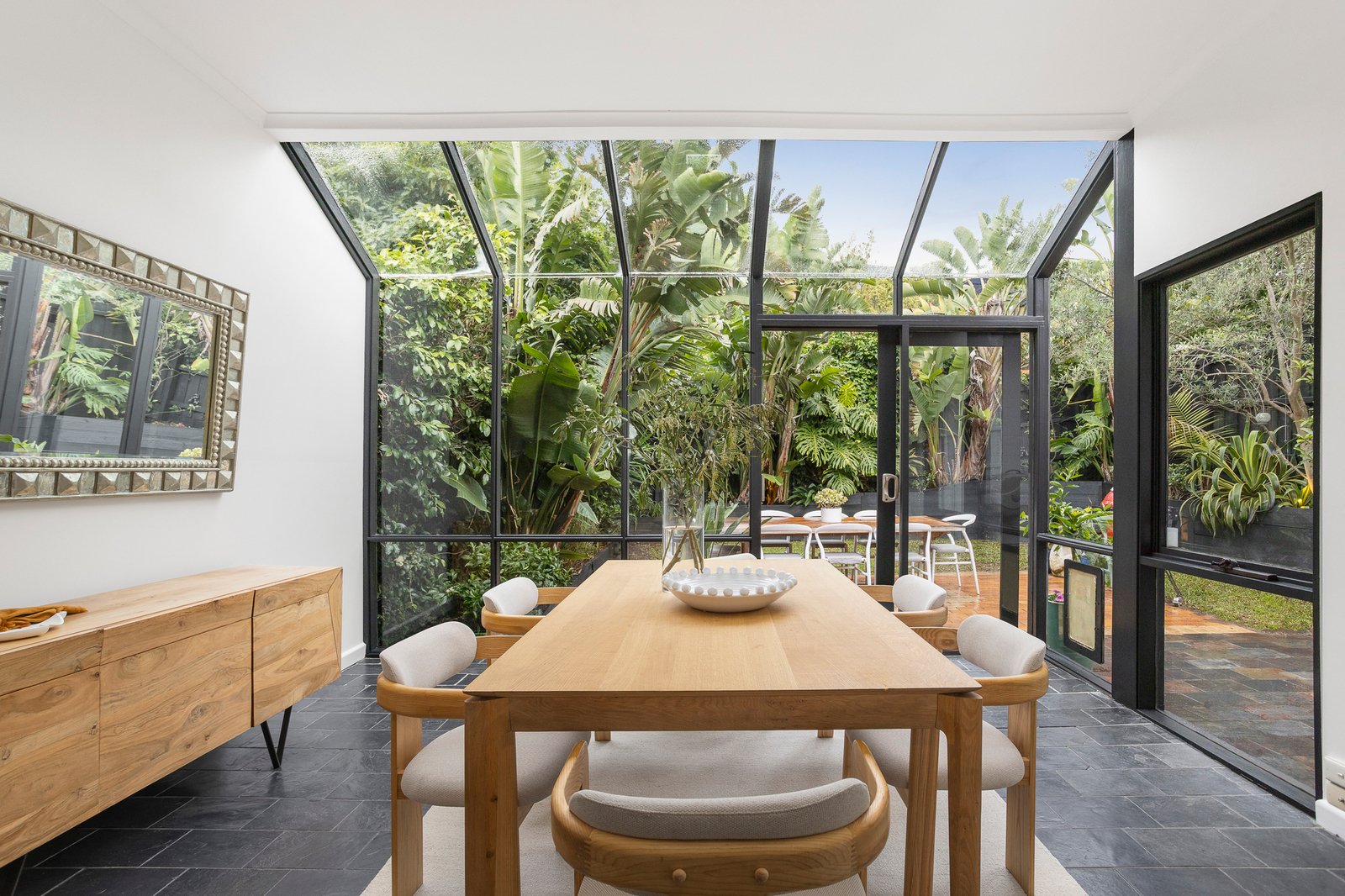 8 Parkin Street, Glen Iris, 3146