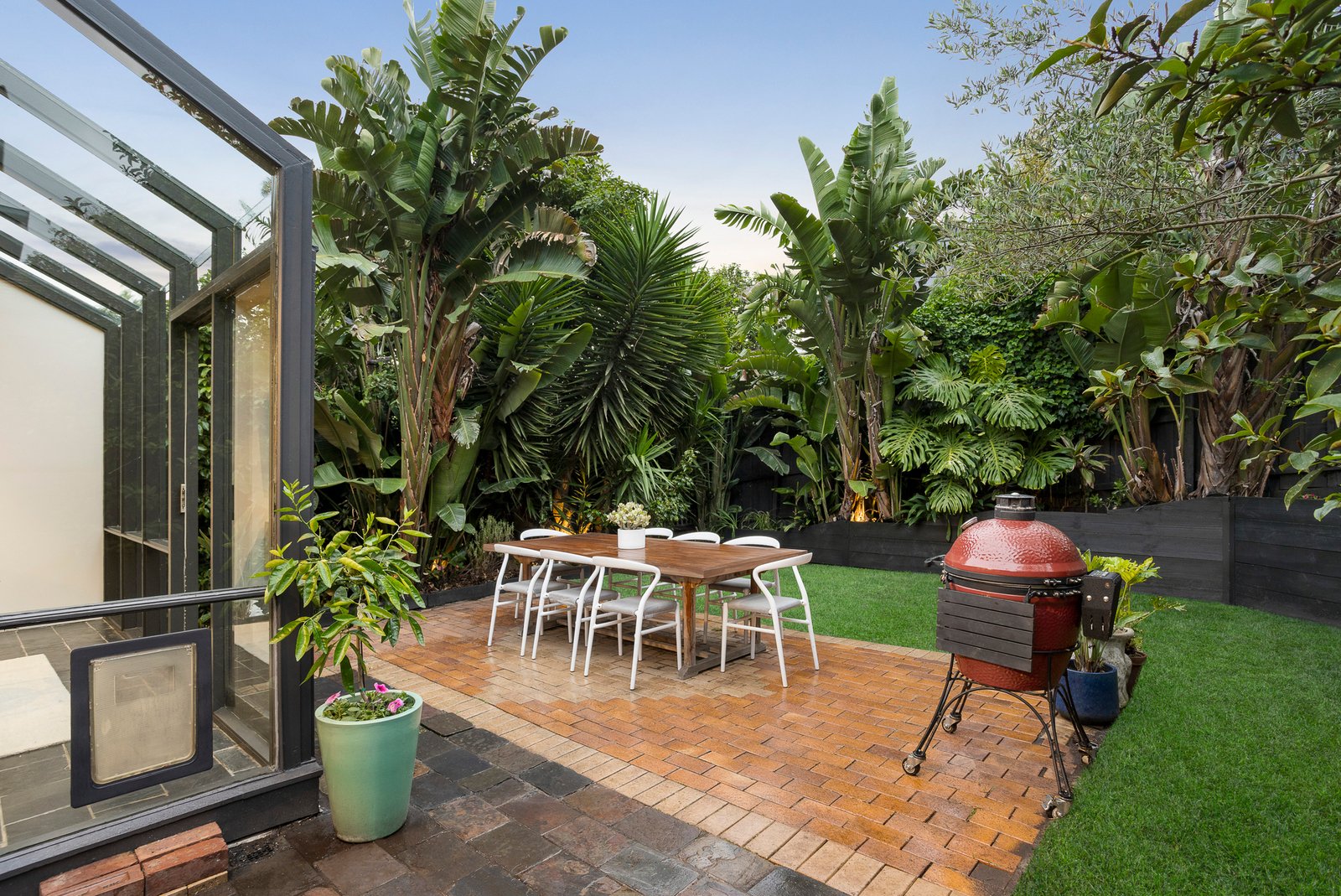 8 Parkin Street, Glen Iris, 3146