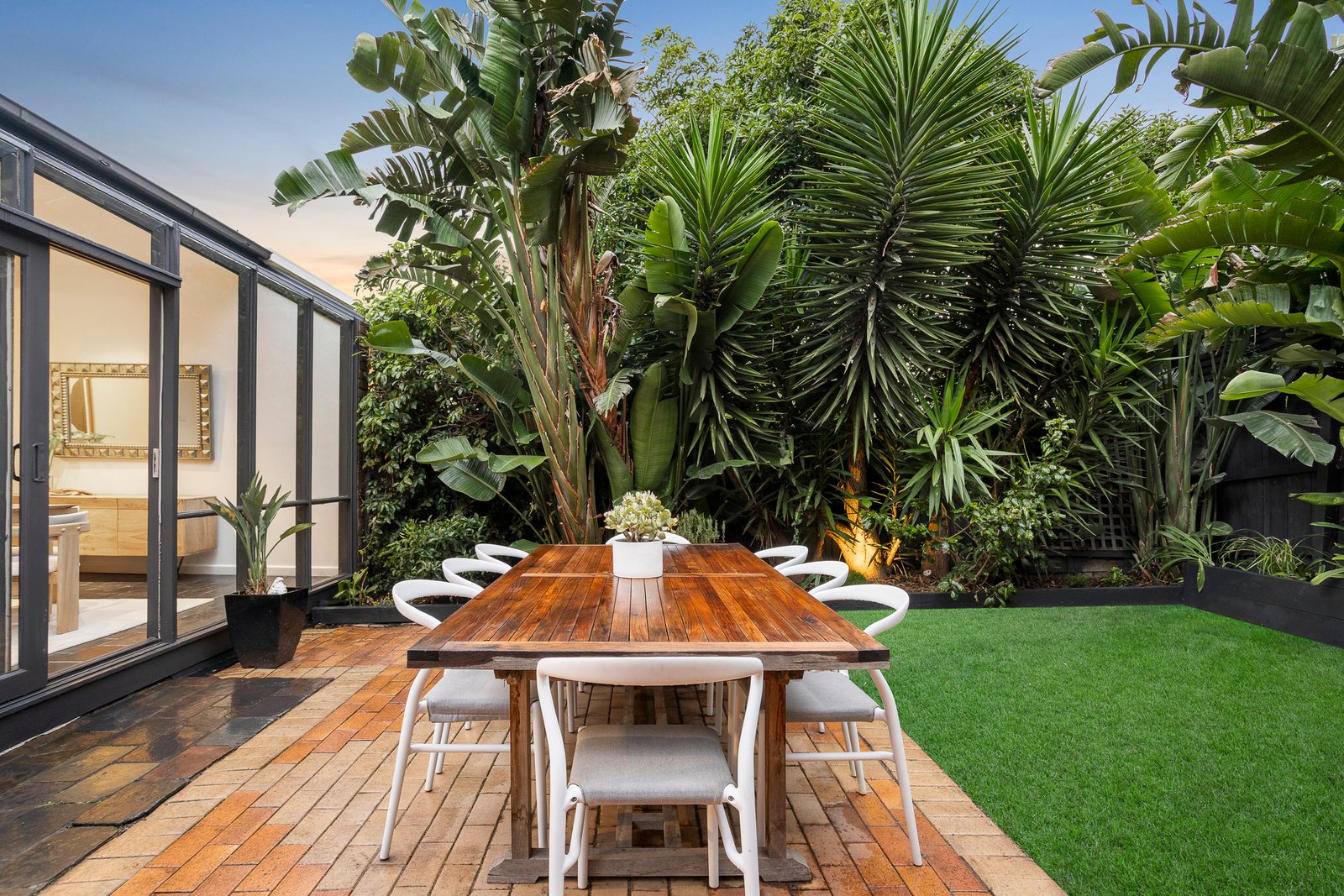 8 Parkin Street, Glen Iris, 3146