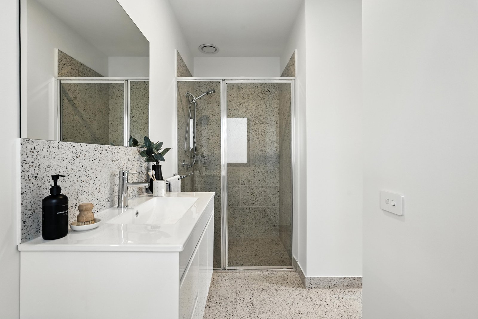 8 Parkside Place SORELL 21