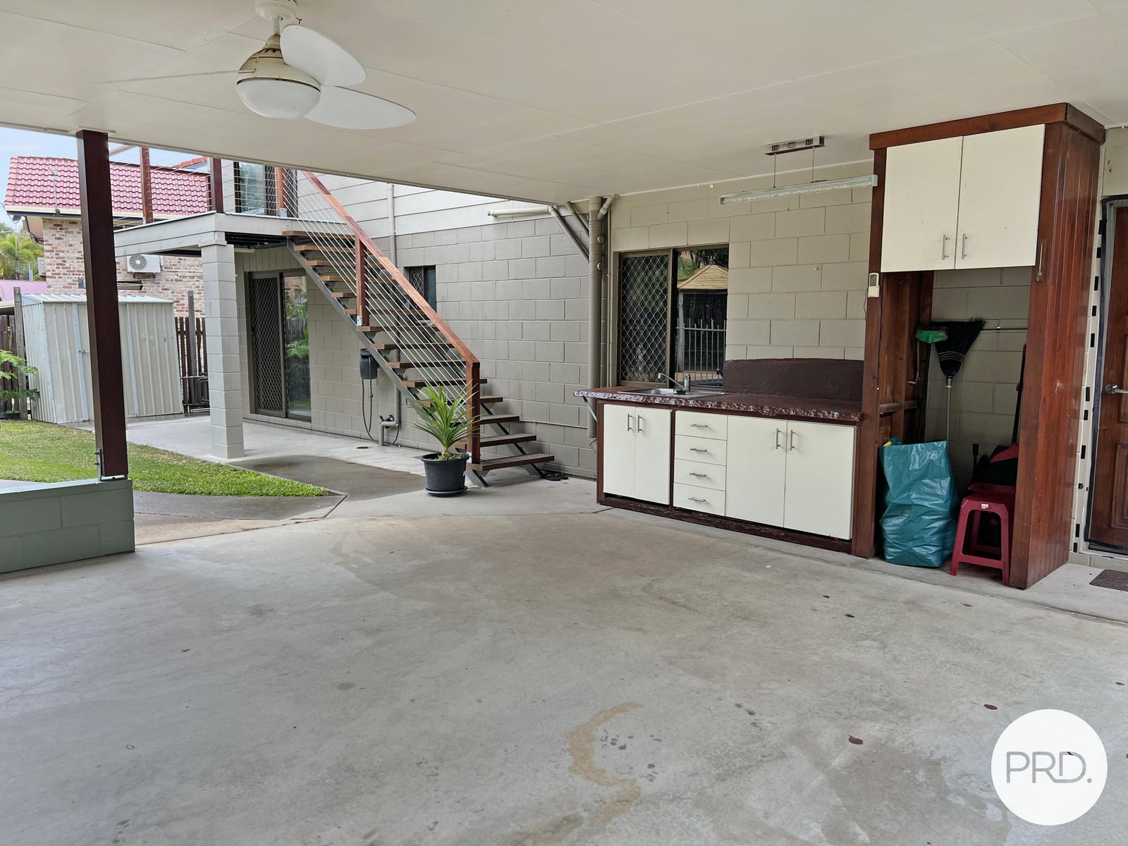 8 Parkside Street TANNUM SANDS 14