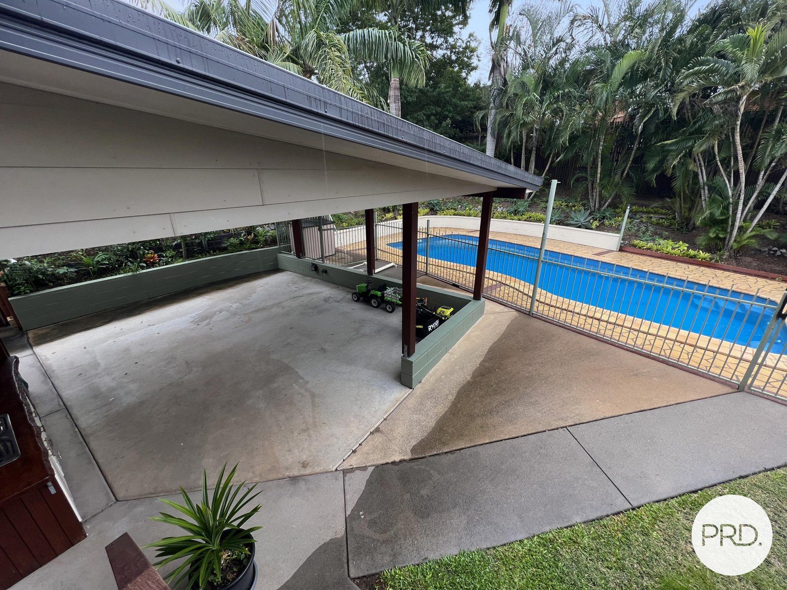 8 Parkside Street TANNUM SANDS 16