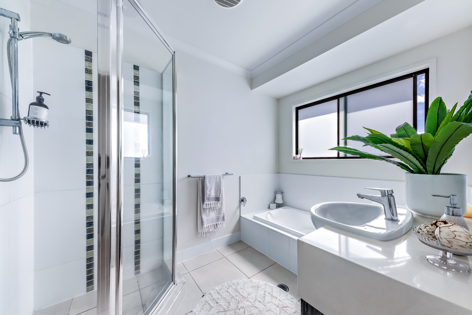 8 Pearl Street CANNONVALE 8