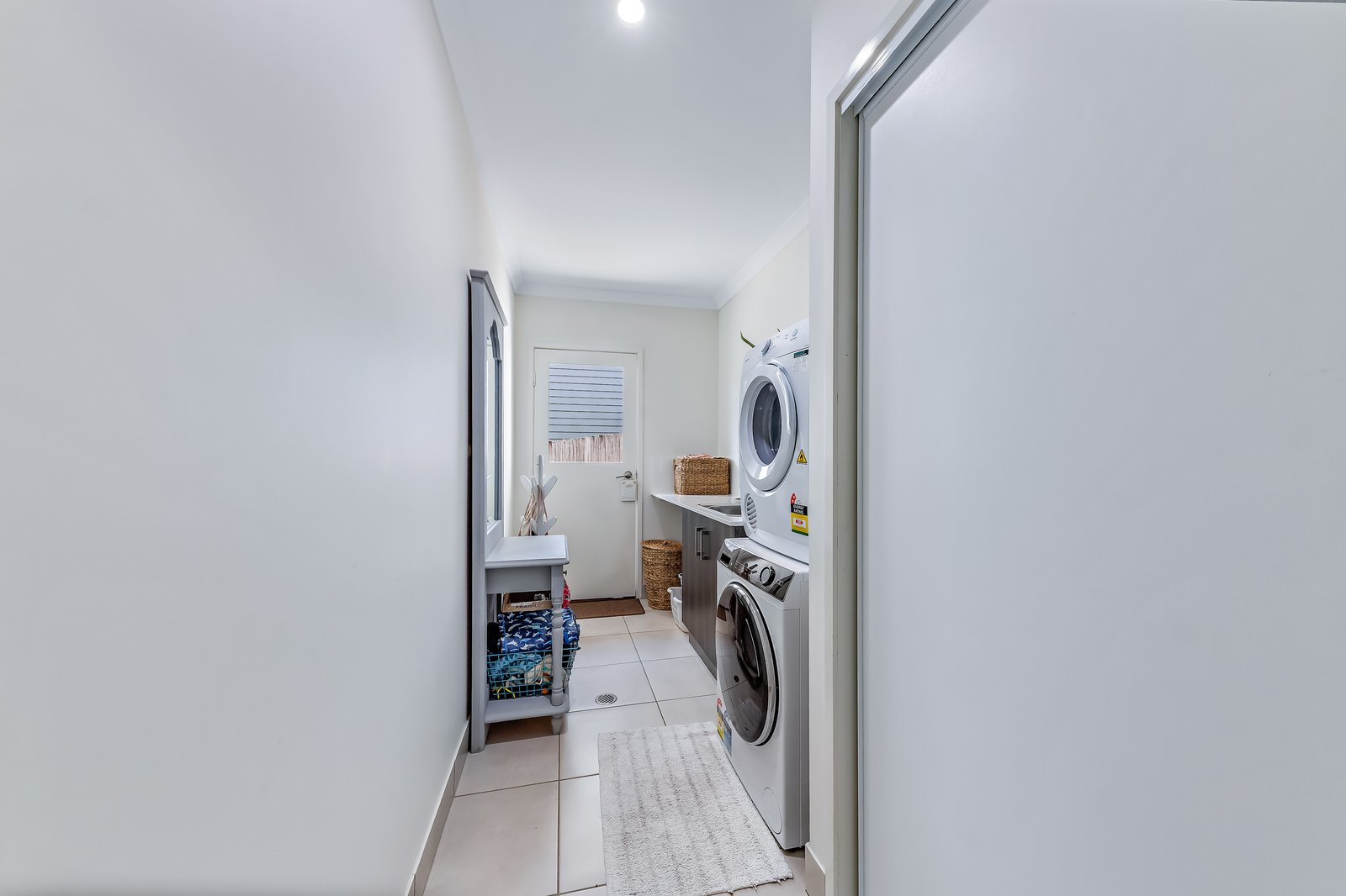 8 Pearl Street CANNONVALE 10