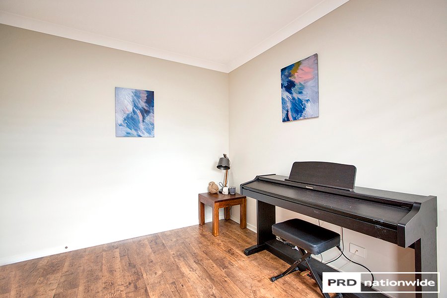 8 Penlee Road TAMWORTH 8