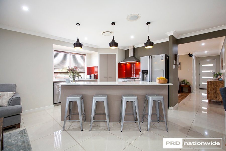 8 Penlee Road TAMWORTH 12