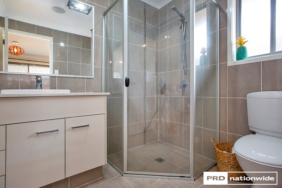 8 Penlee Road TAMWORTH 19