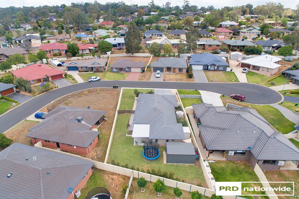 8 Penlee Road TAMWORTH 22