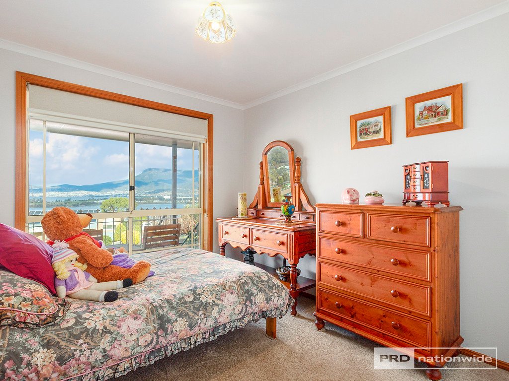 8 Peta Court OLD BEACH 17