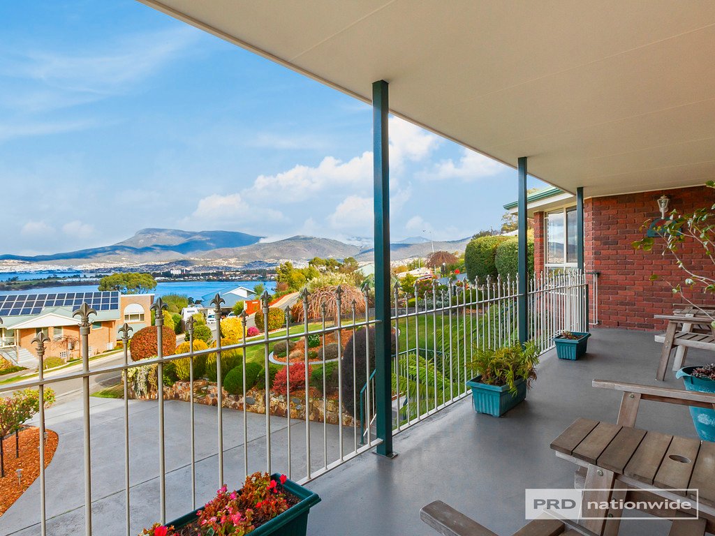 8 Peta Court OLD BEACH 21
