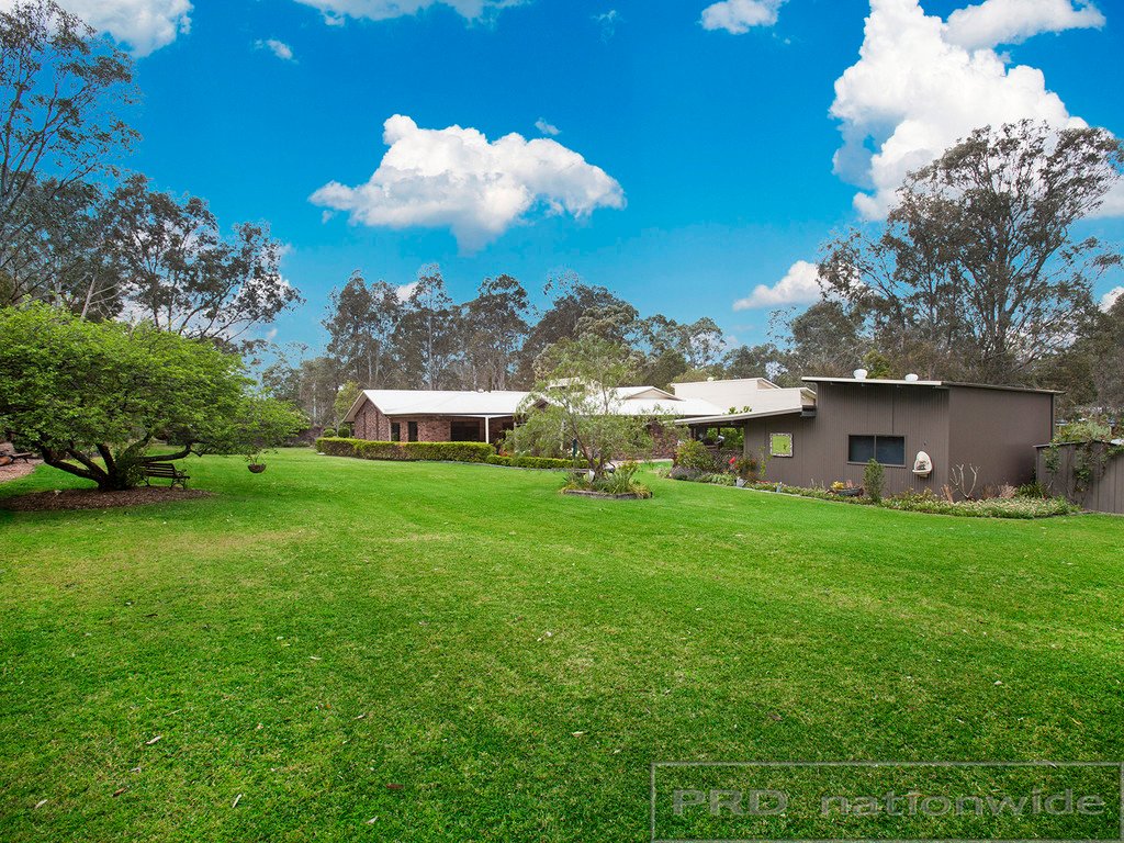 8 Phoenix Close BLACK HILL 22