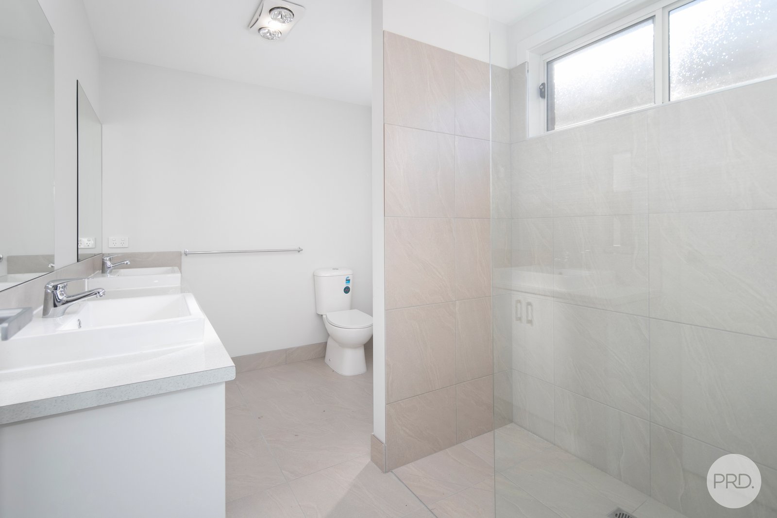 8 Picasso Street WINTER VALLEY 3
