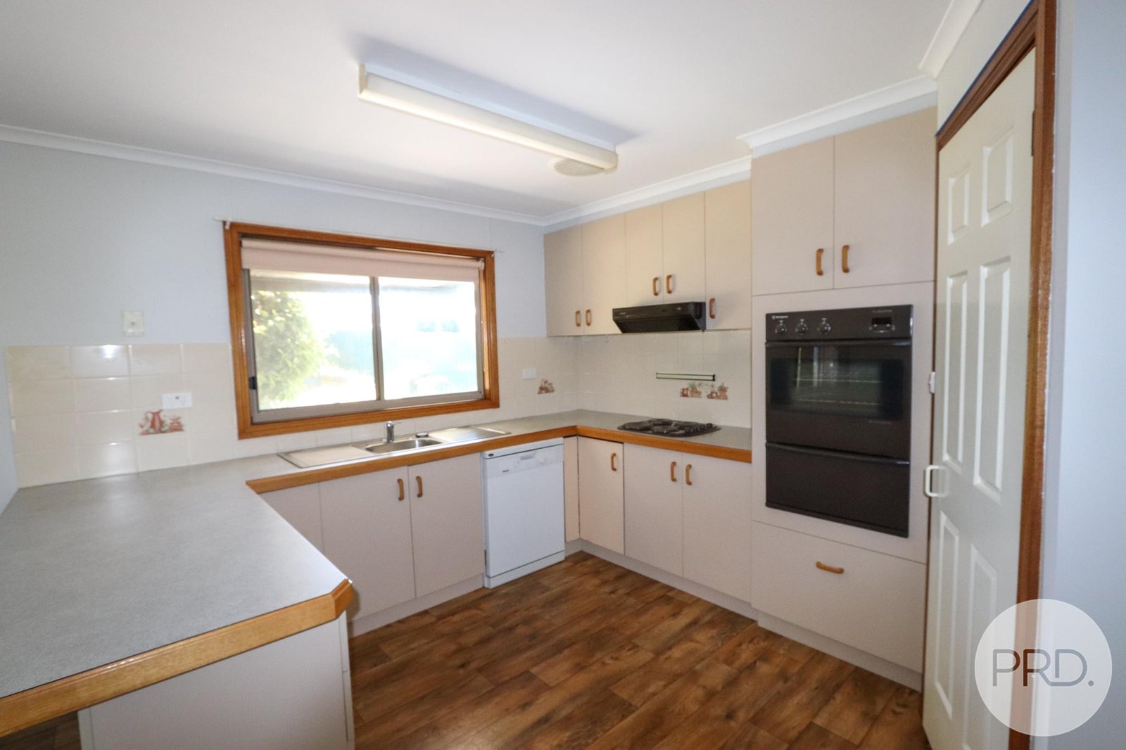 8 Pine Lane TUMBARUMBA 3