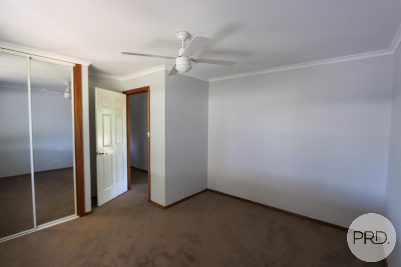 8 Pine Lane TUMBARUMBA 12